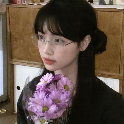 舒莎摇摇